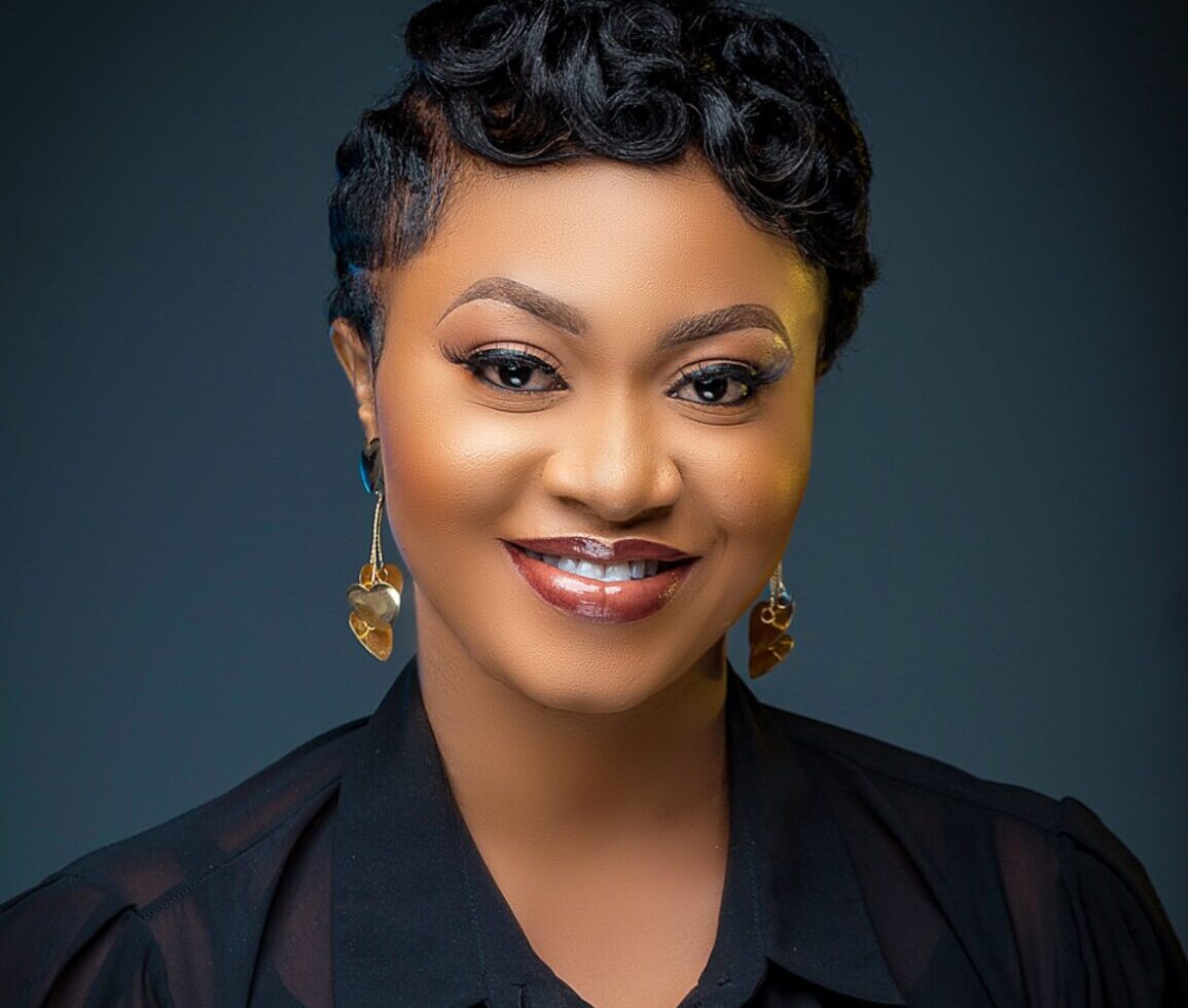 Efe Grace